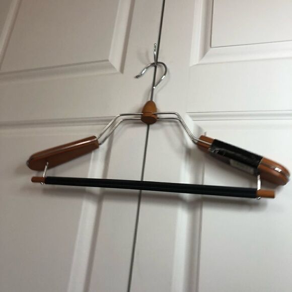 NWT: Metropolis Deluxe Coat & Suit Hanger - Picture 5 of 13